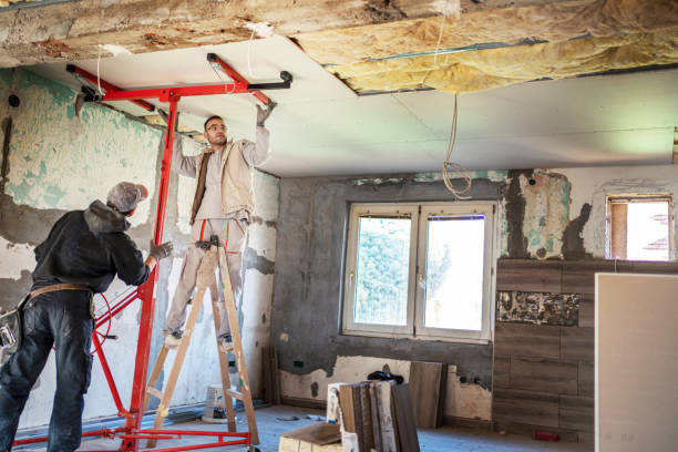 Best Insulation Installation Services in Sundown, TX